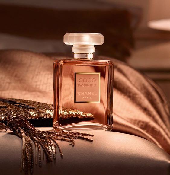 Coco  Chanel + Perfumero Portátil